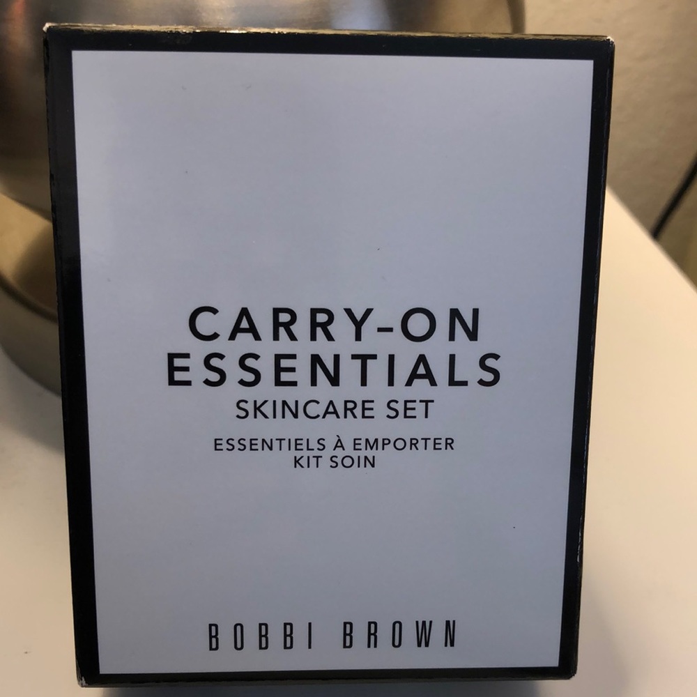 Bobbi Brown Skincare Set